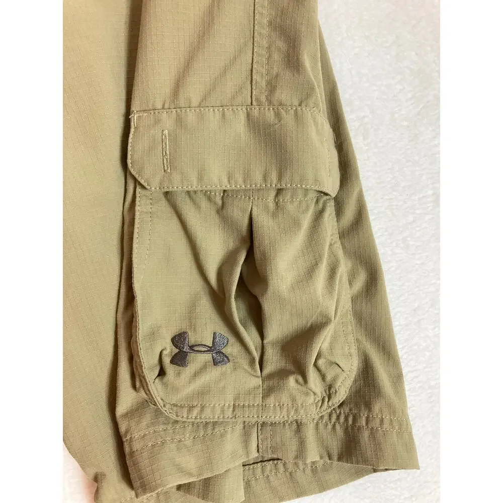 Under Armour Youth XL Khaki Nylon Hybrid Cargo Shorts Ripstop‎ Hiking Outdoor